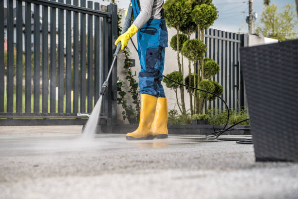 Why Choose Our Certified Pressure Washing Experts for Your Project Needs in Ellis, KS?